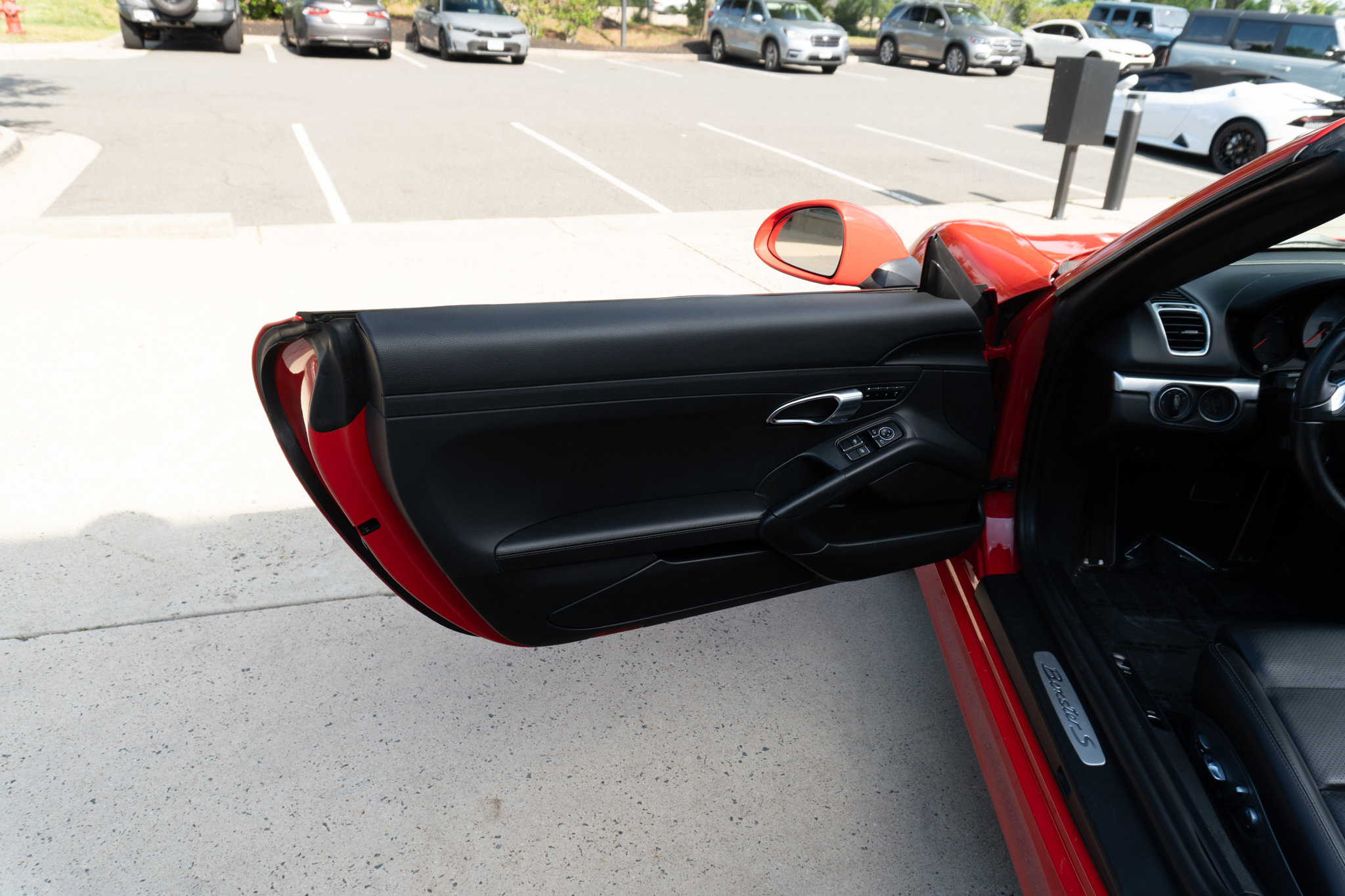 Used 2014 Porsche Boxster S RWD image 9