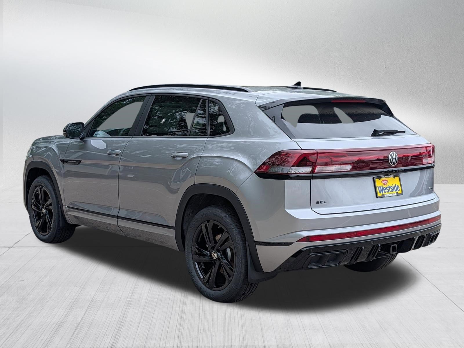 New 2026 Volkswagen Atlas Cross Sport SEL R-Line AWD/4WD image 3
