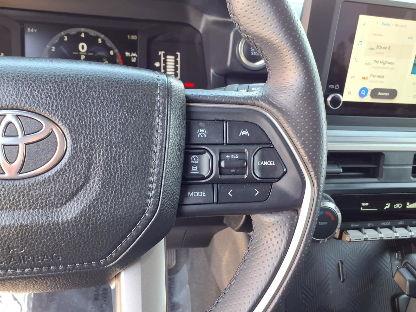 Certified 2025 Toyota 4Runner SR5 AWD/4WD image 10