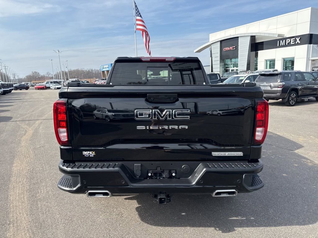 Used 2024 GMC Sierra 1500 Elevation w/ Elevation Premium Package image 4