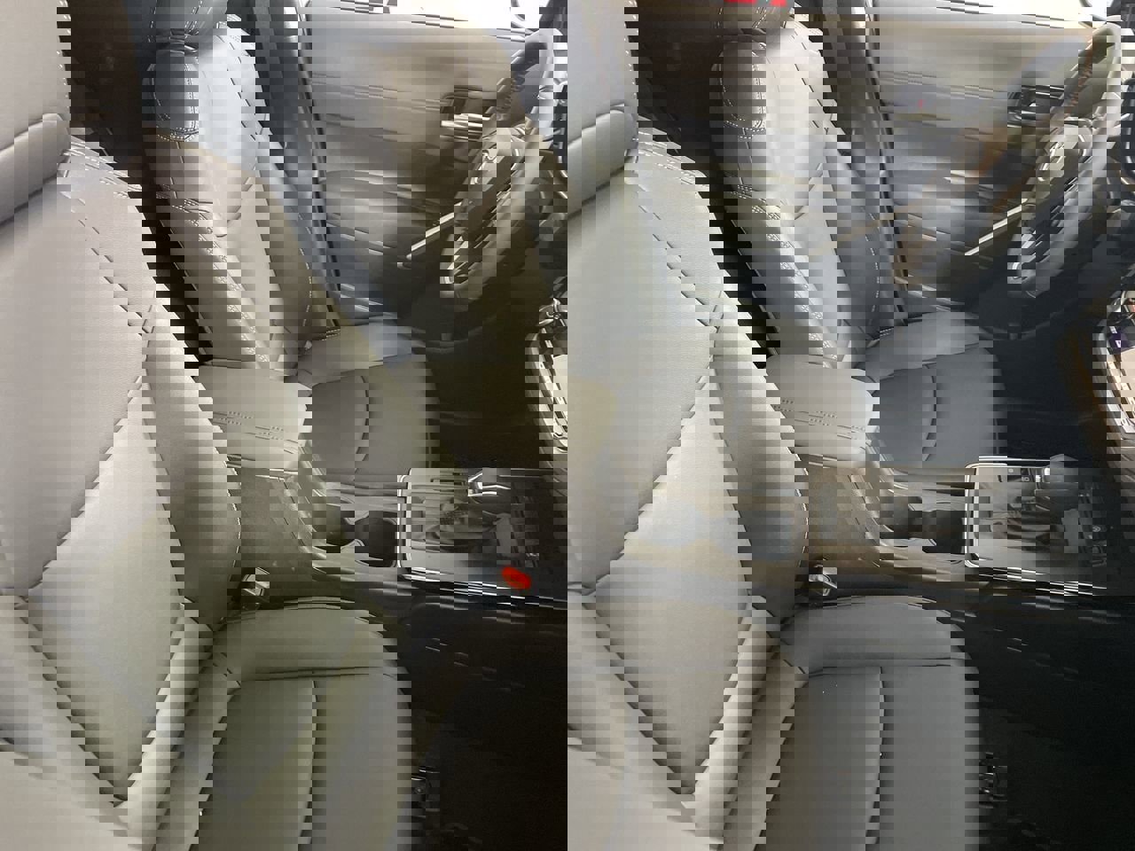 New 2026 Toyota Corolla Cross XLE image 25