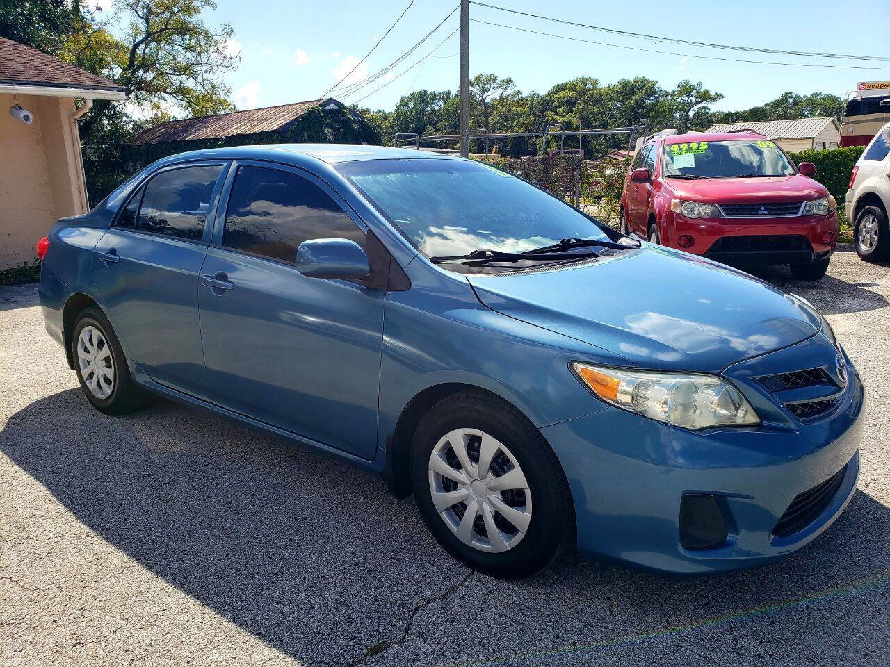 Used 2013 Toyota Corolla L image 5