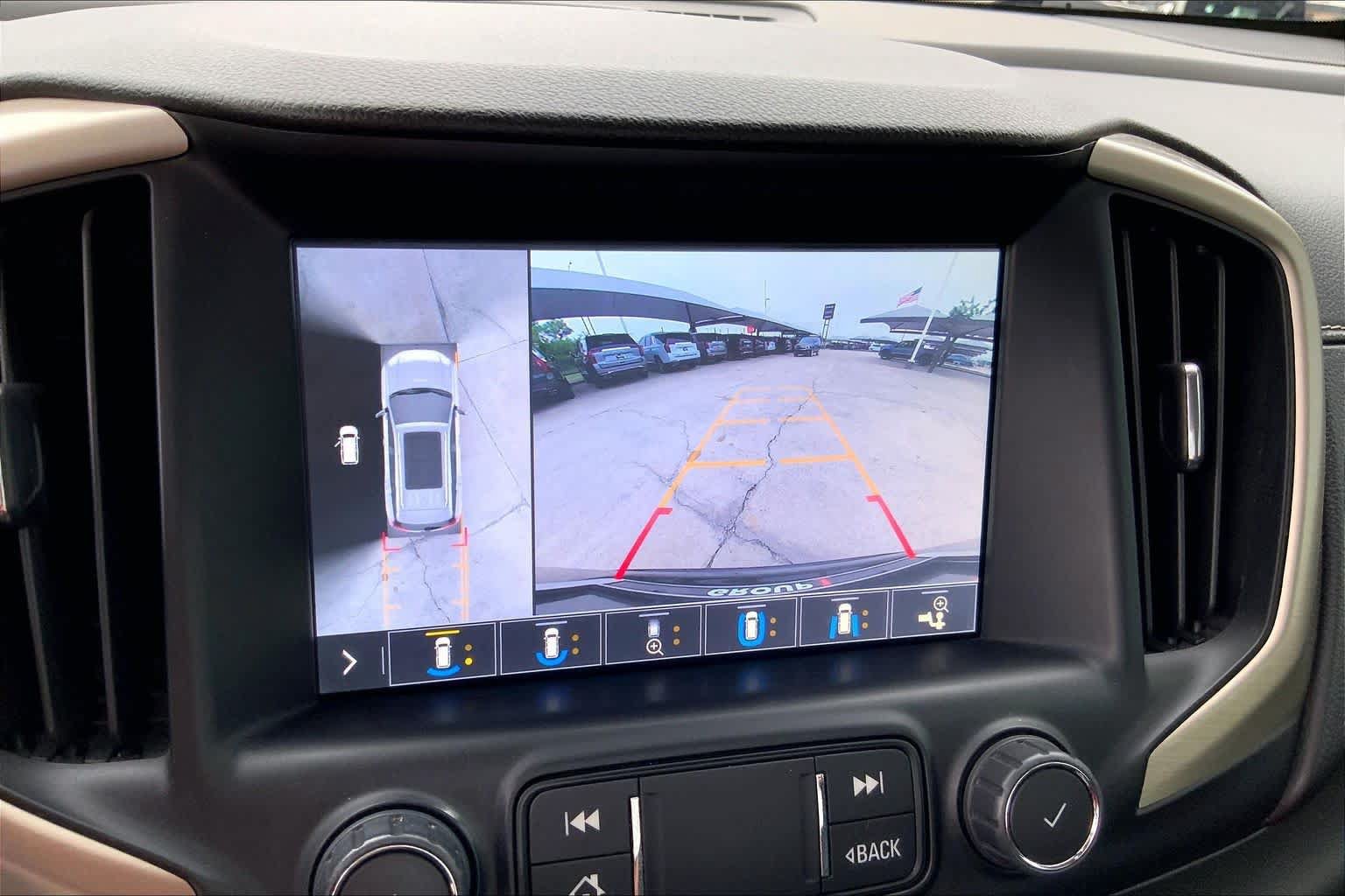 Used 2019 GMC Terrain Denali w/ Advanced Safety Package AWD/4WD image 26