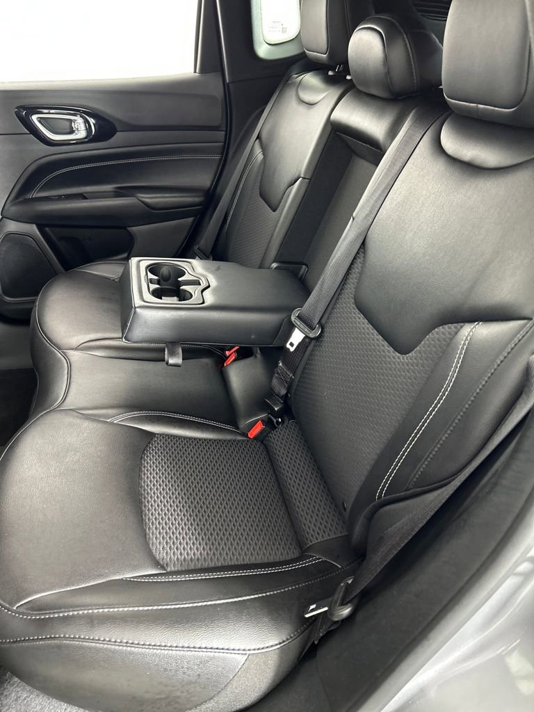 Used 2023 Jeep Compass Altitude image 16