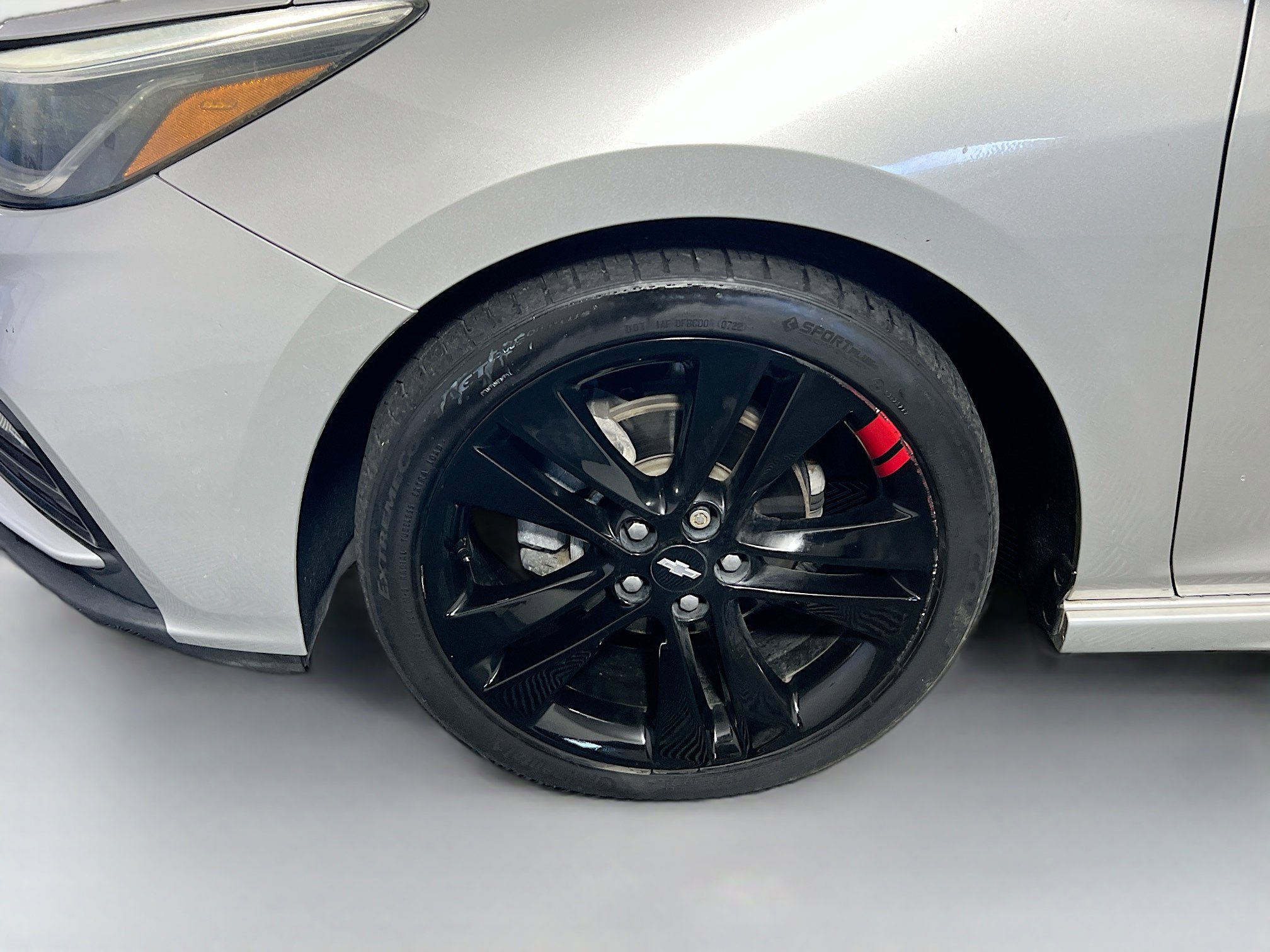 Used 2018 Chevrolet Cruze LT w/ Redline Edition image 13