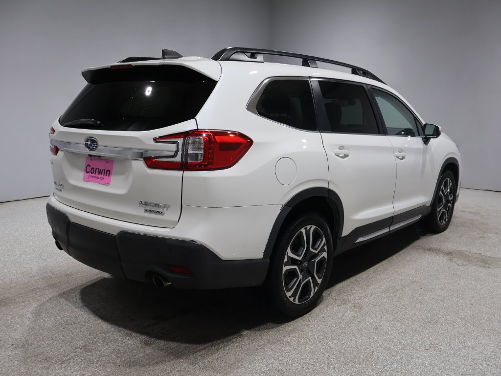 Used 2023 Subaru Ascent Limited AWD/4WD image 2
