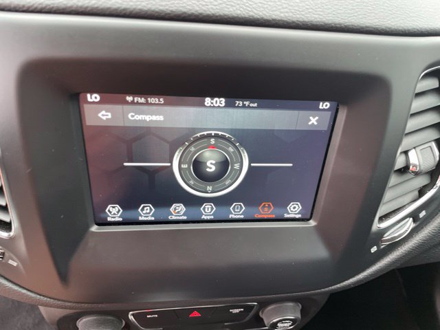 Used 2020 Jeep Compass Latitude FWD image 33
