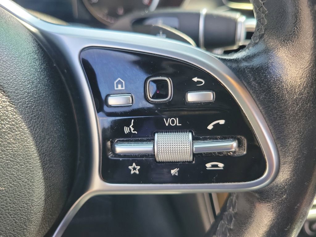 Used 2020 Mercedes-Benz C 300 Sedan image 27