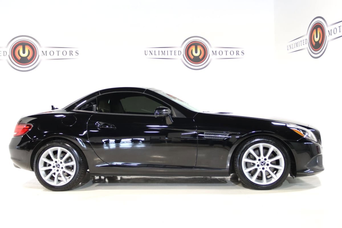 Used 2017 Mercedes-Benz SLC 300 image 10