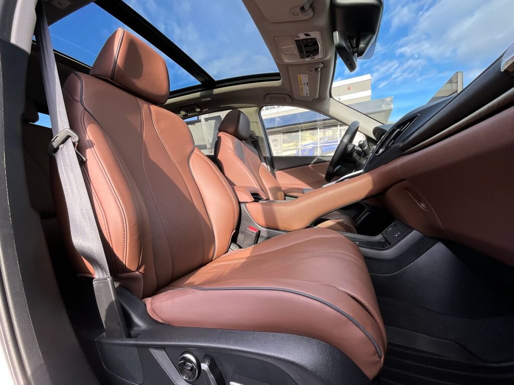 Certified 2024 Acura RDX w/ Advance Package AWD/4WD image 11