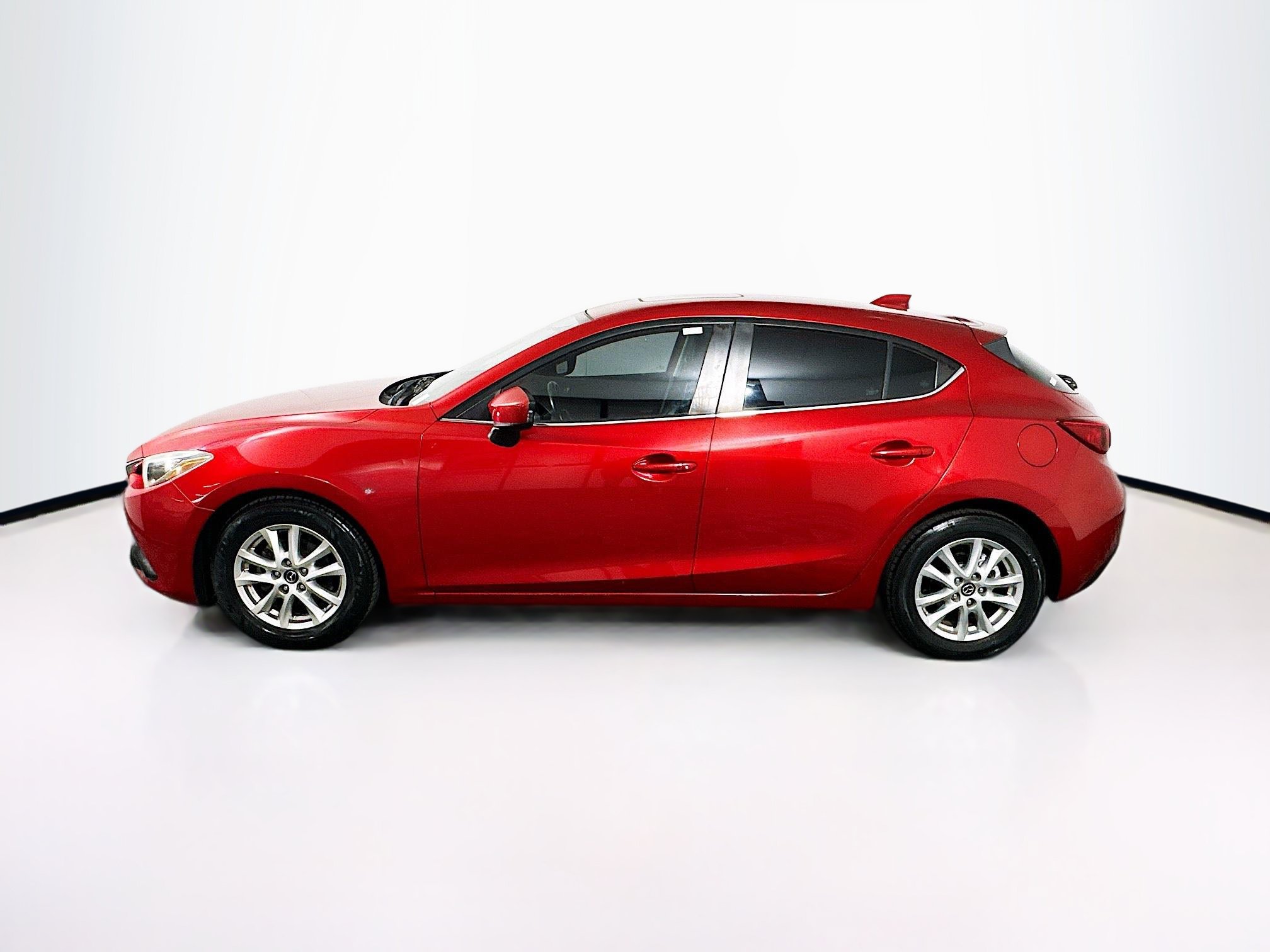 Used 2015 MAZDA MAZDA3 i Grand Touring FWD image 4