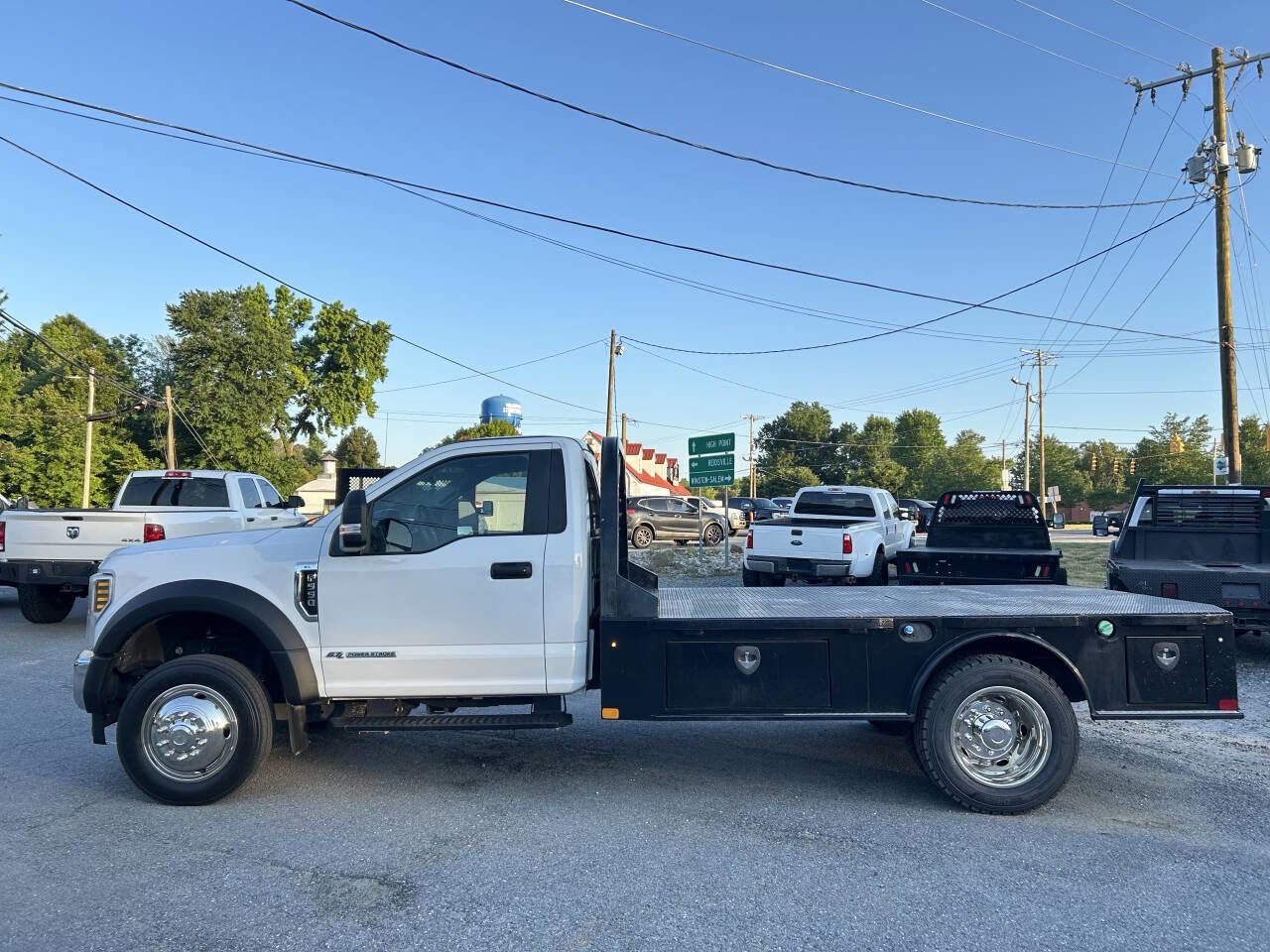 Used 2019 Ford F550 4x4 Regular Cab Super Duty w/ XL Value Package image 10