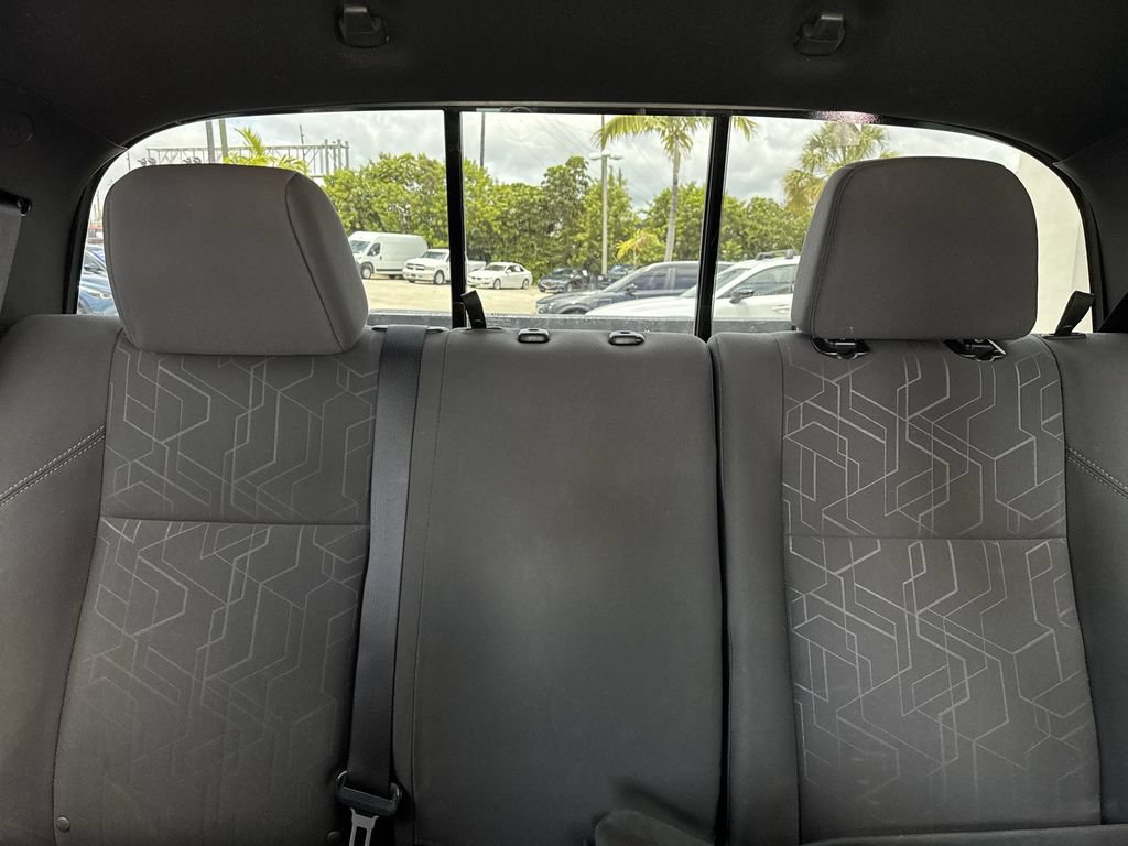 Used 2017 Toyota Tacoma TRD Sport w/ Tow Package RWD image 18