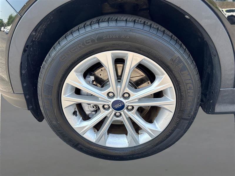 Used 2017 Ford Escape SE w/ Equipment Group 201A AWD/4WD image 22