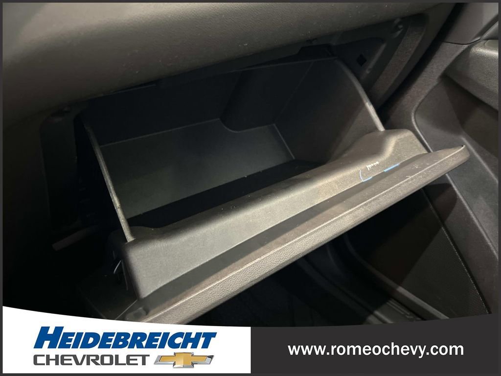 Certified 2024 Chevrolet Equinox LT w/ LPO, Floor Liner Package image 26