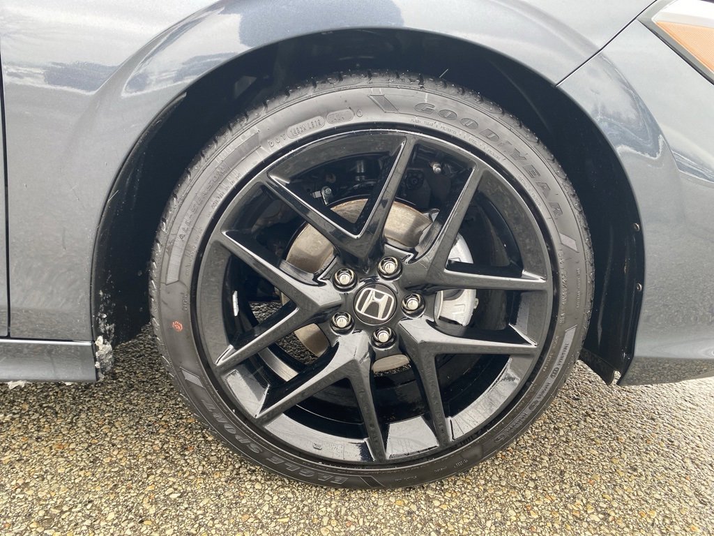 Used 2025 Honda Civic Sport image 9