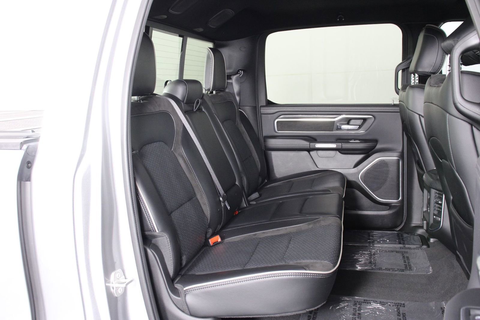 Used 2023 RAM 1500 Laramie image 28