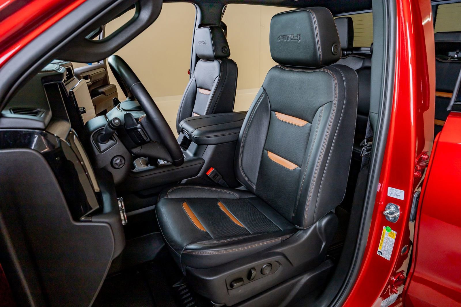 Used 2023 GMC Sierra 1500 AT4 w/ AT4 Preferred Package AWD/4WD image 30
