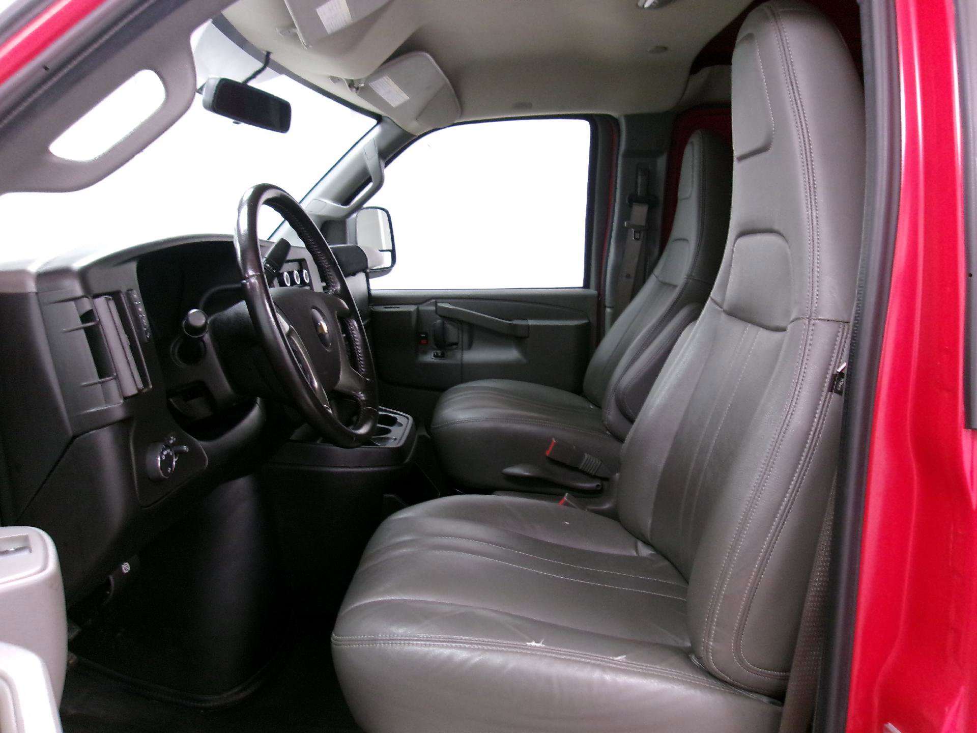 Used 2019 Chevrolet Express 2500 w/ Communications Package image 8