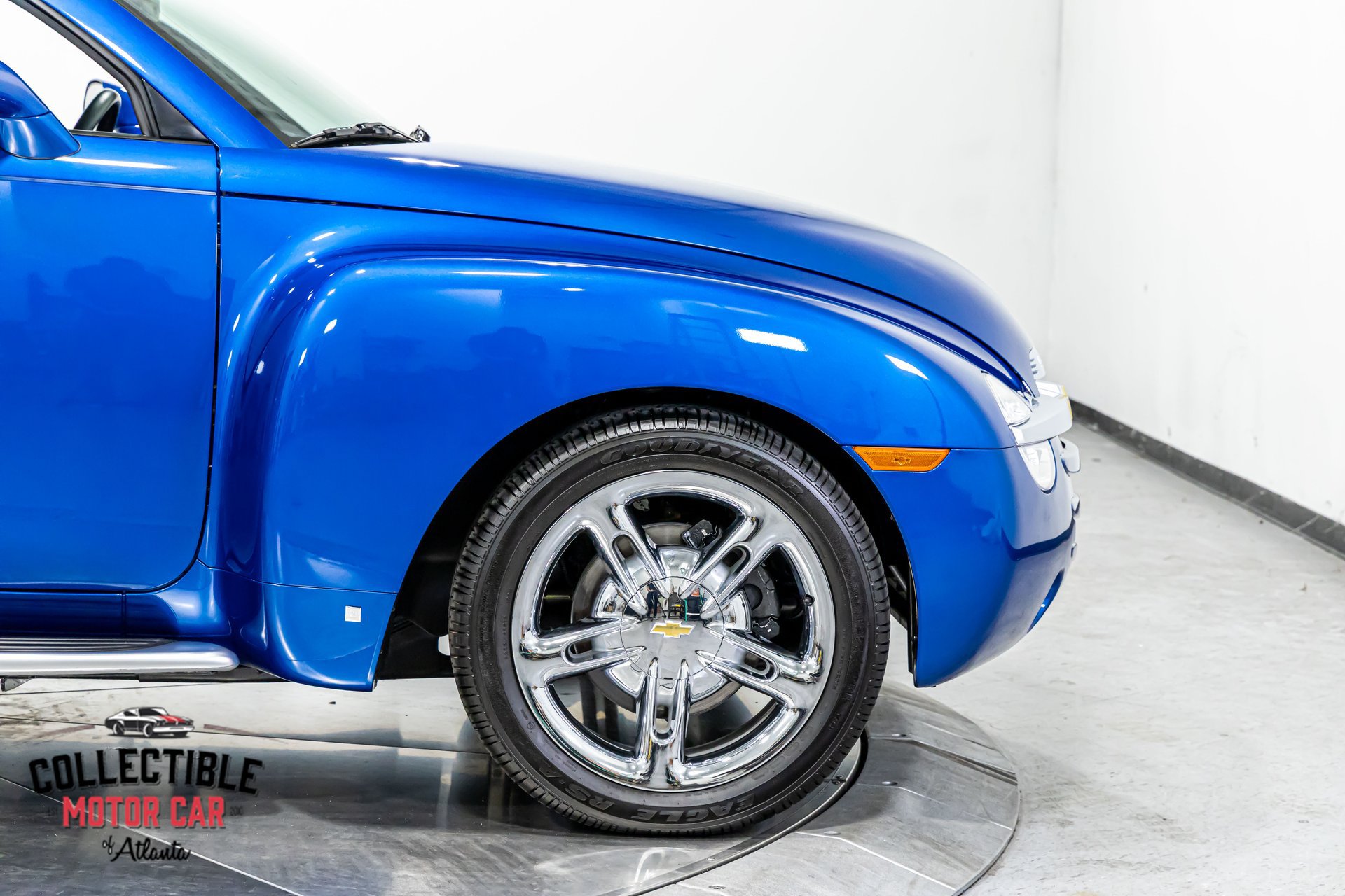 Used 2006 Chevrolet SSR w/ Preferred Equipment Group RWD image 41