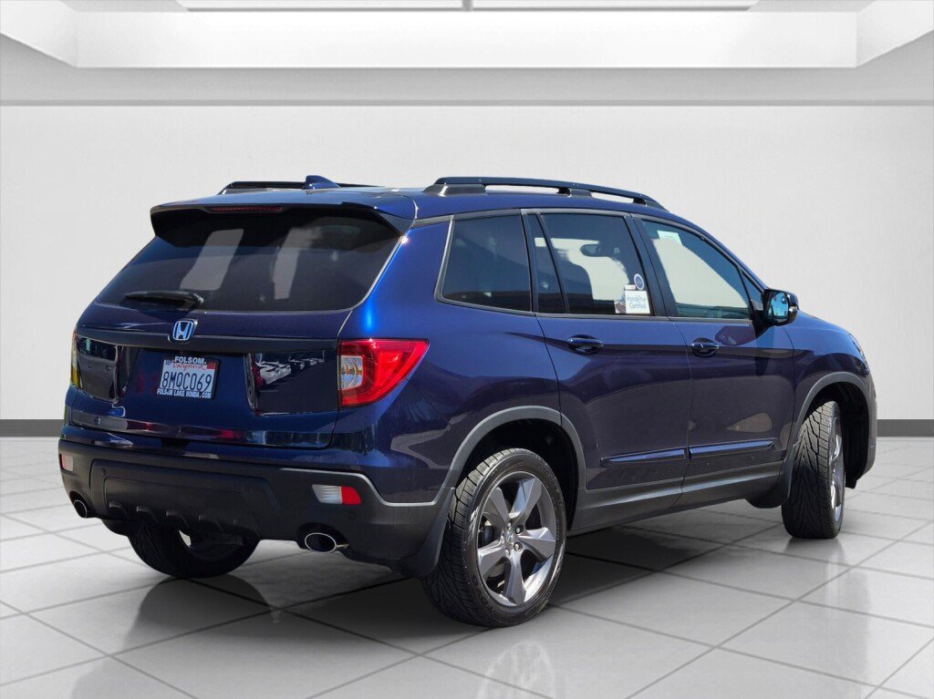 Certified 2019 Honda Passport Touring image 5