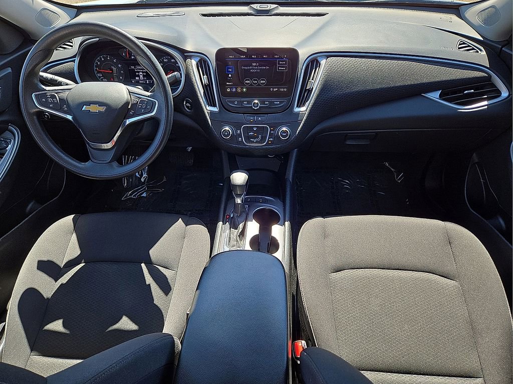 Used 2025 Chevrolet Malibu LS FWD image 16