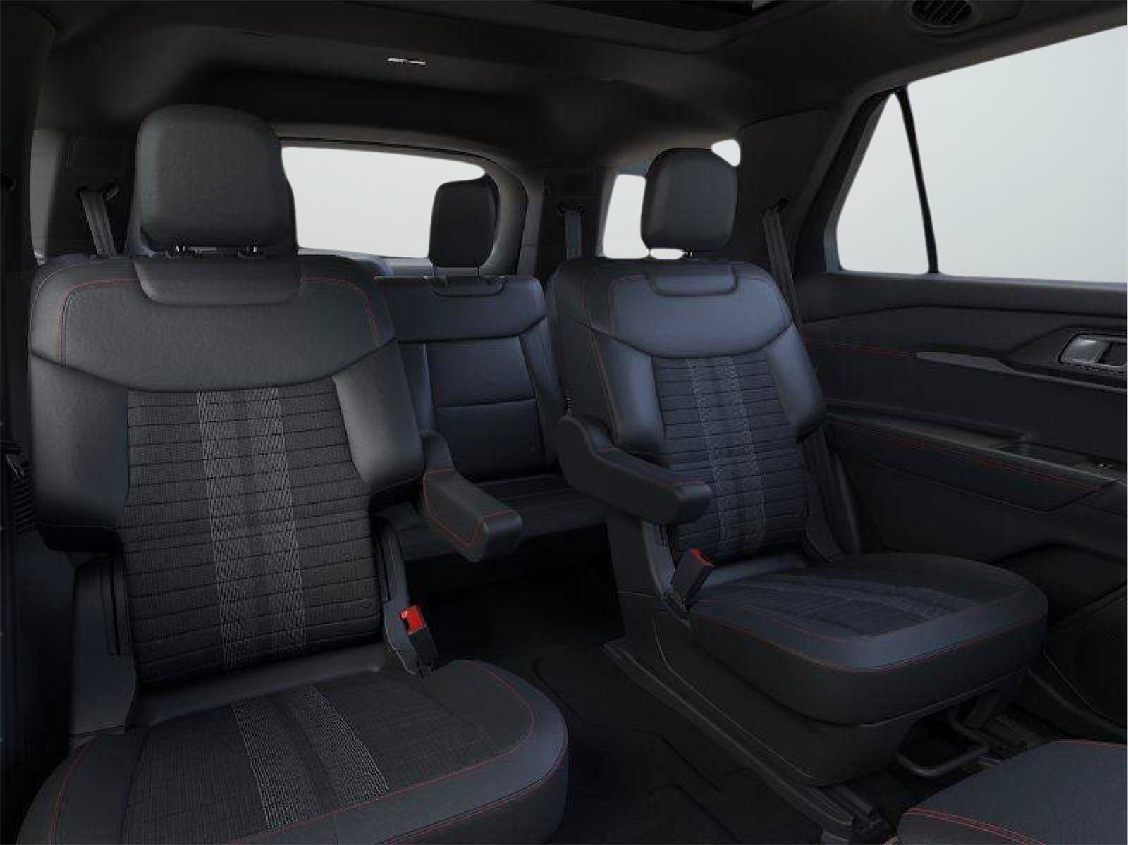 New 2026 Ford Explorer ST-Line w/ ST-Line Street Pack AWD/4WD image 11
