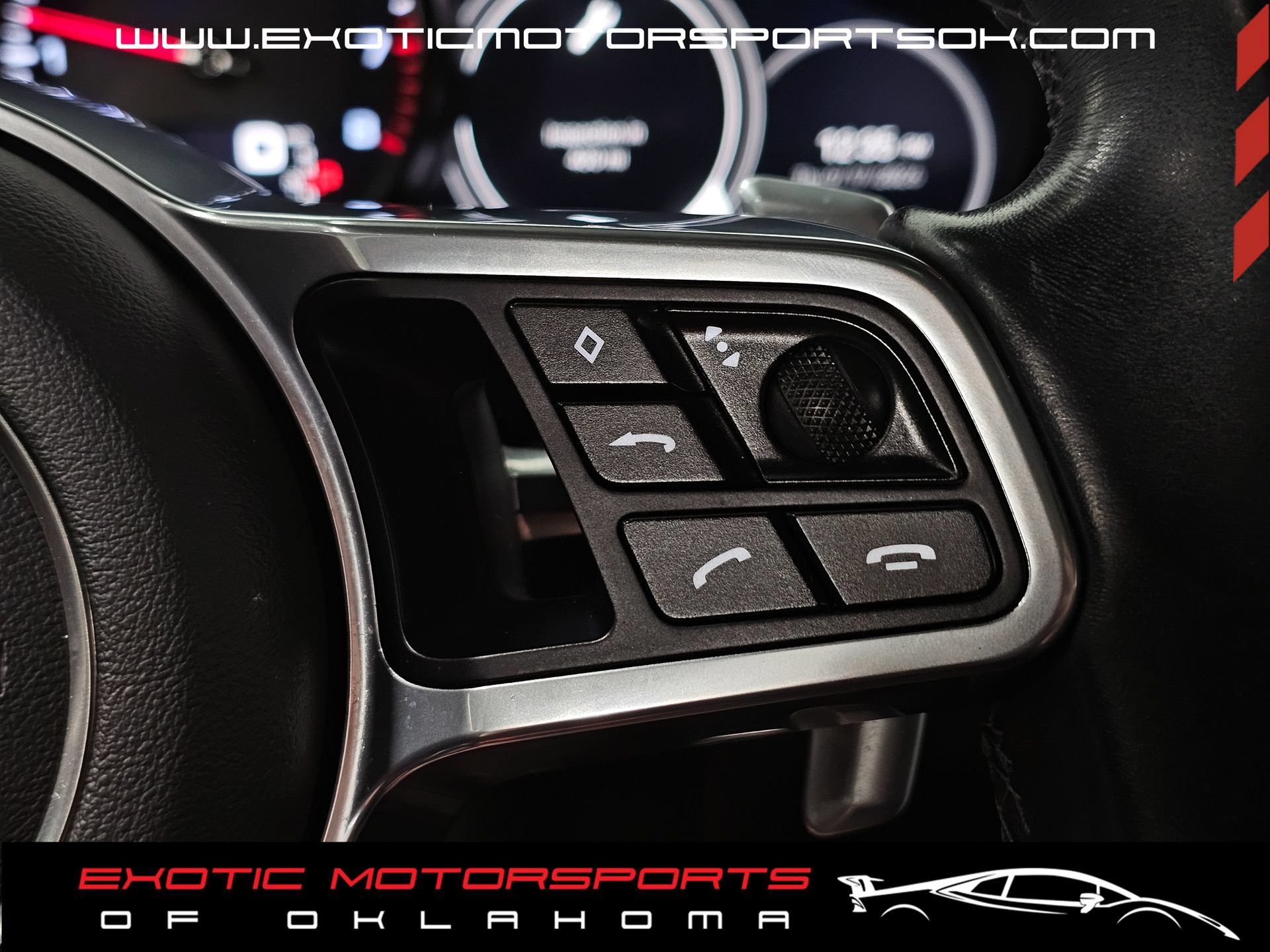 Used 2023 Porsche Cayenne S Platinum AWD/4WD image 25