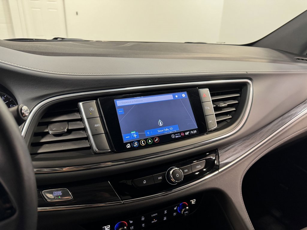Used 2024 Buick Enclave Premium image 81