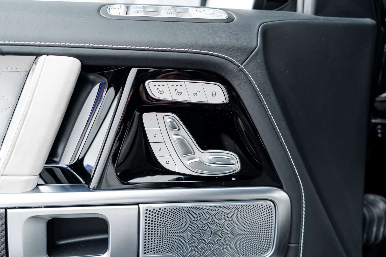 Used 2024 Mercedes-Benz G 63 AMG Squared image 27