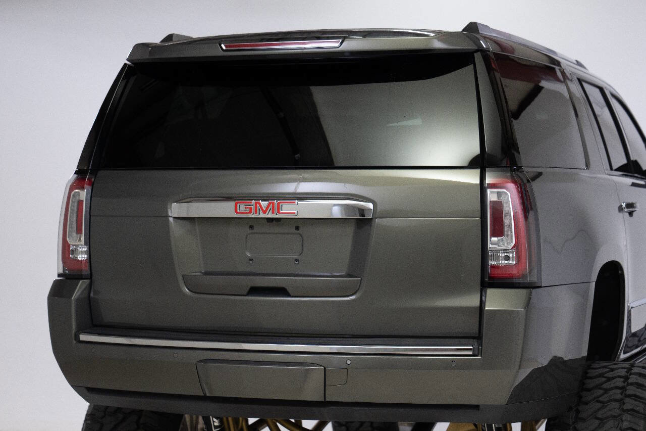 Used 2018 GMC Yukon XL Denali w/ Denali Ultimate Package AWD/4WD image 16