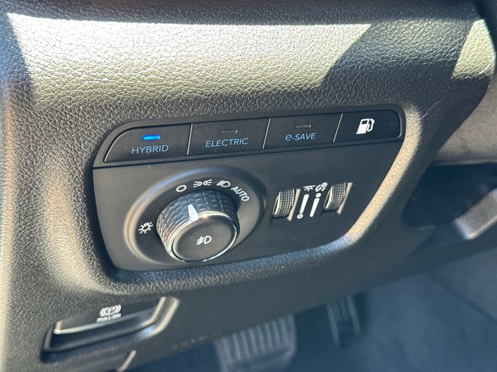 Certified 2024 Jeep Grand Cherokee Limited 4xe AWD/4WD image 28