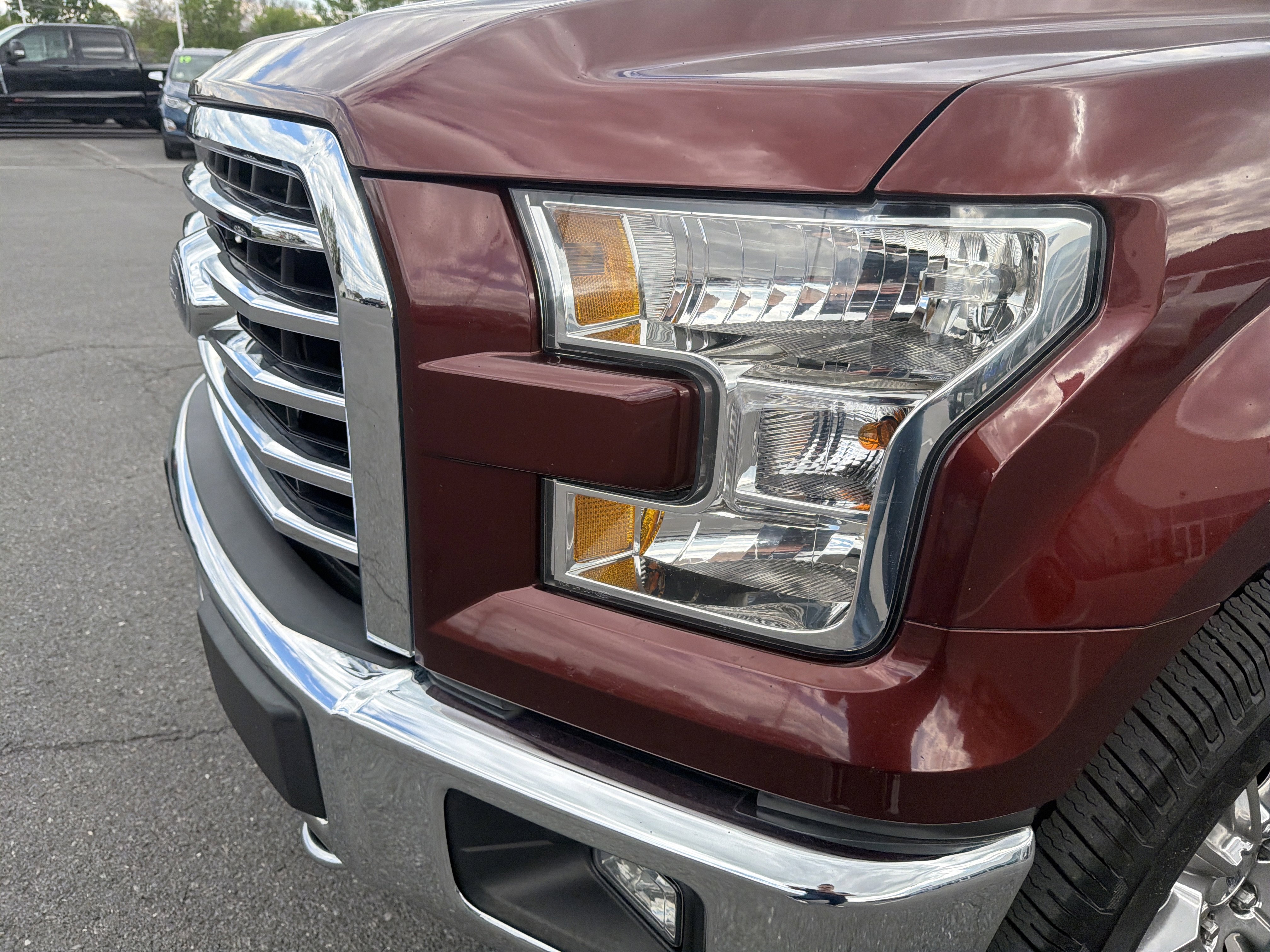 Used 2016 Ford F150 XLT w/ Equipment Group 302A Luxury AWD/4WD image 11