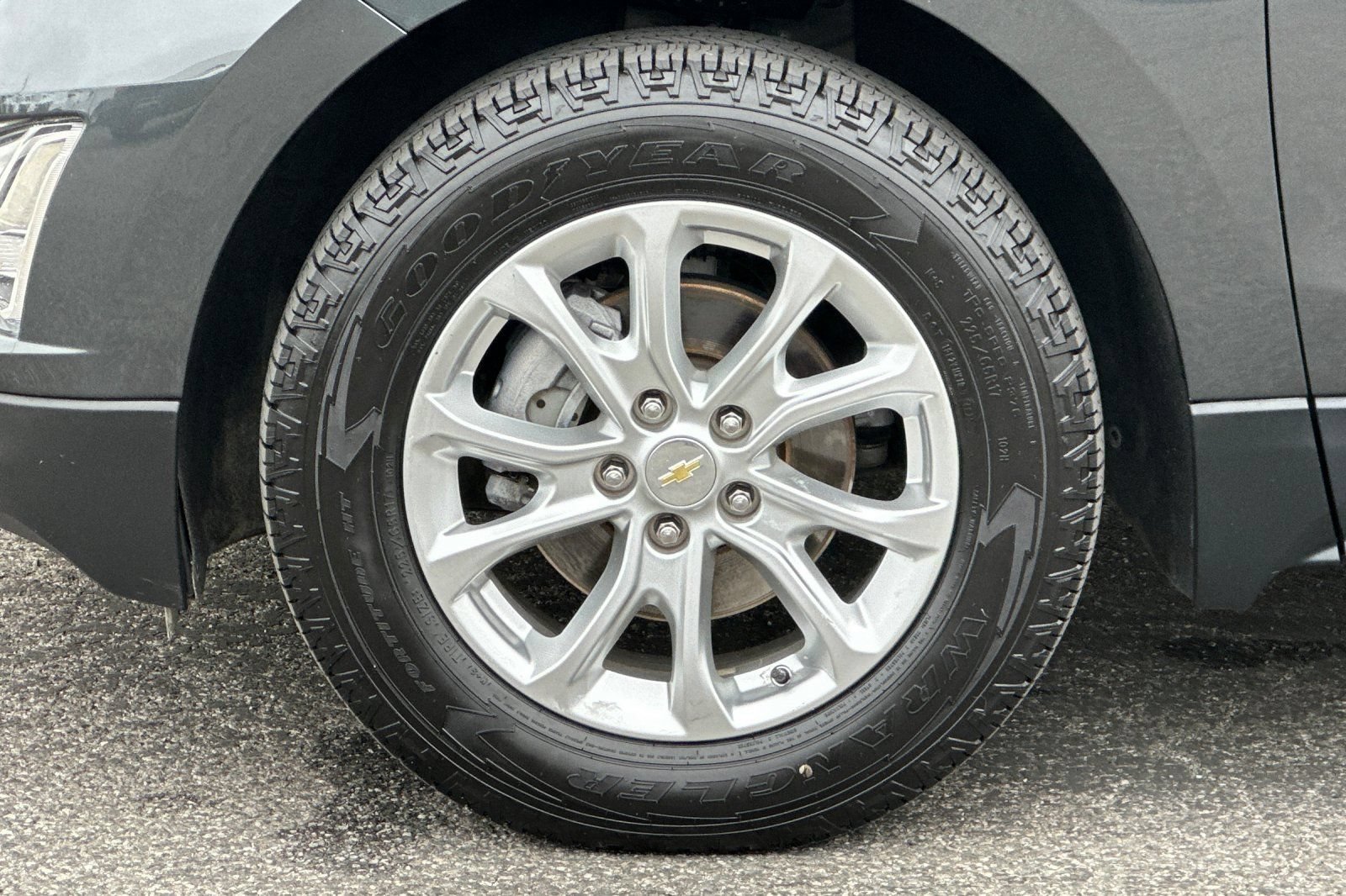 Certified 2020 Chevrolet Equinox LS AWD/4WD image 36