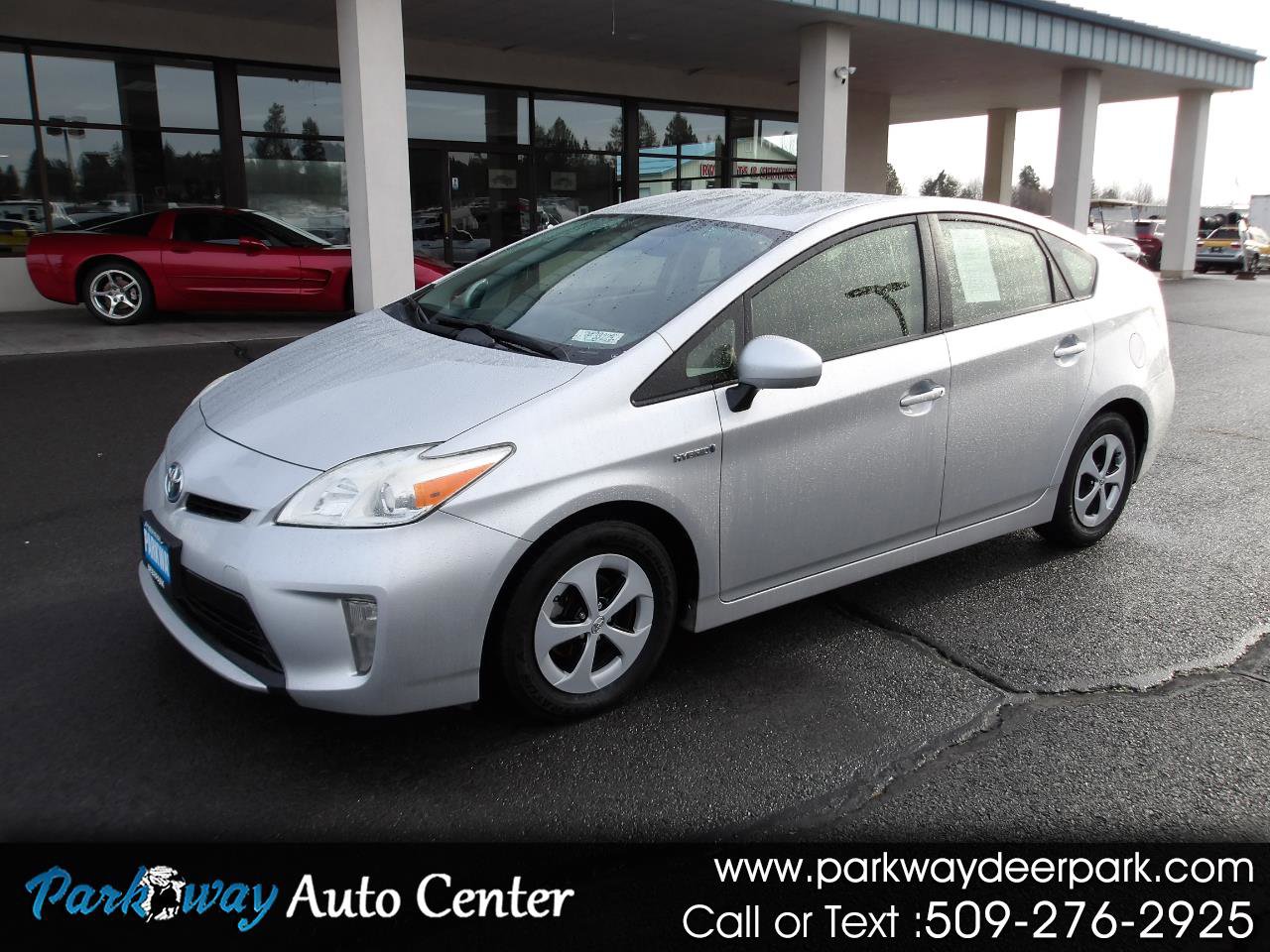 Used 2015 Toyota Prius Four image 1