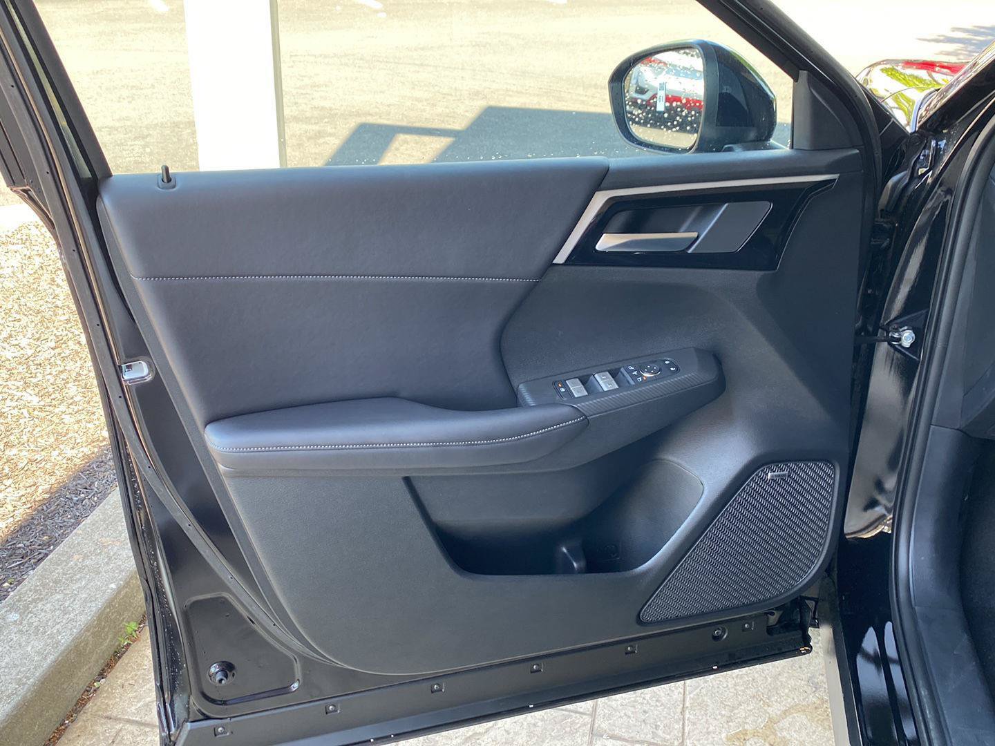 New 2026 Mitsubishi Outlander SE AWD/4WD image 16