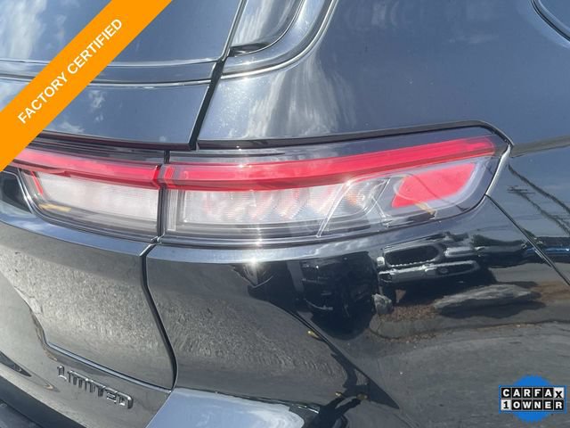 Certified 2025 Jeep Grand Cherokee L Limited w/ Luxury Tech Group II AWD/4WD image 11