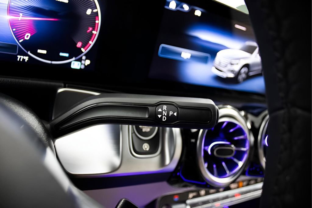 Used 2025 Mercedes-Benz GLB 250 GLB 250 image 17