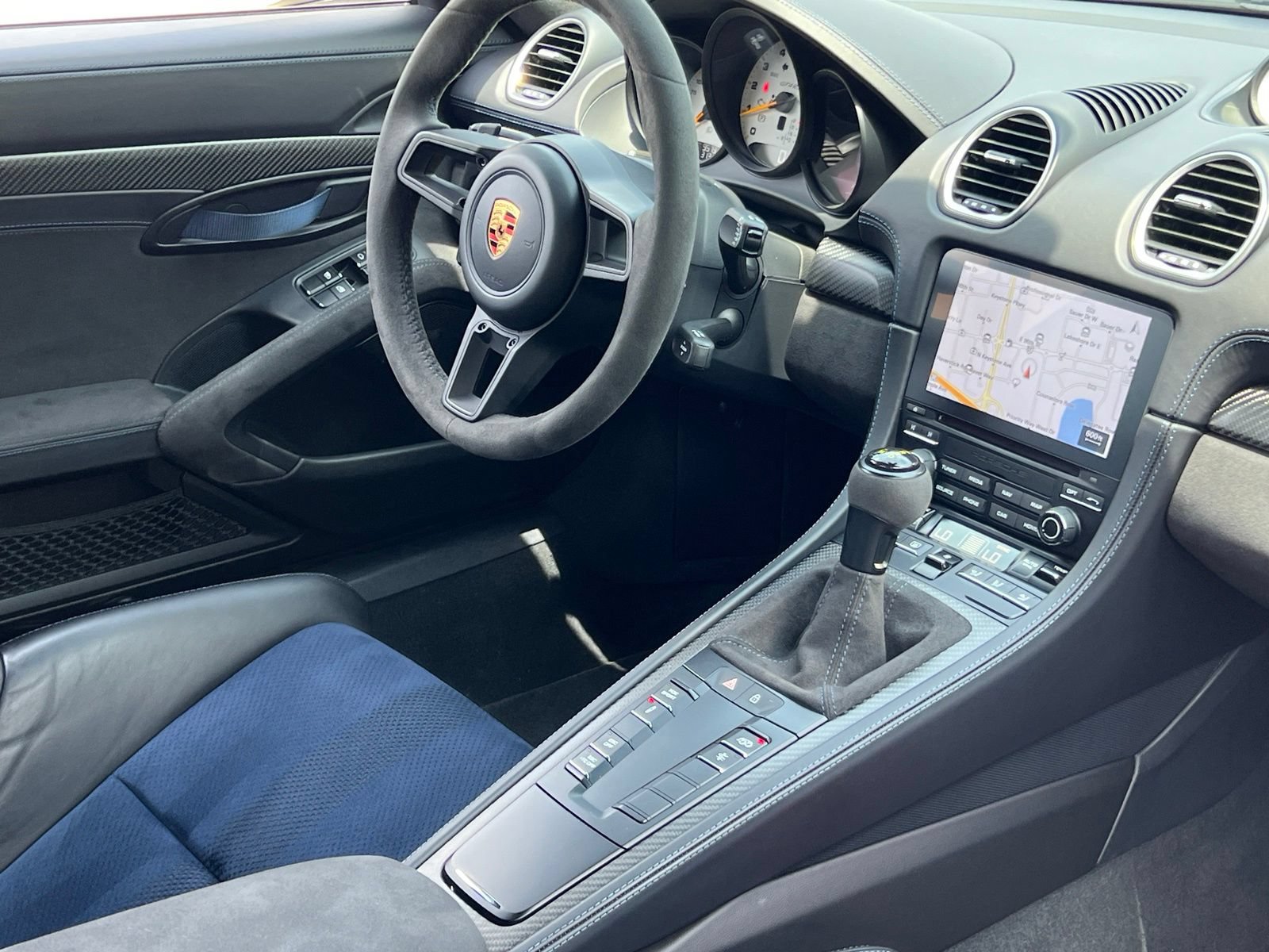 Certified 2024 Porsche 718 Cayman GT4 RS w/ Accent Package Logos RWD image 4