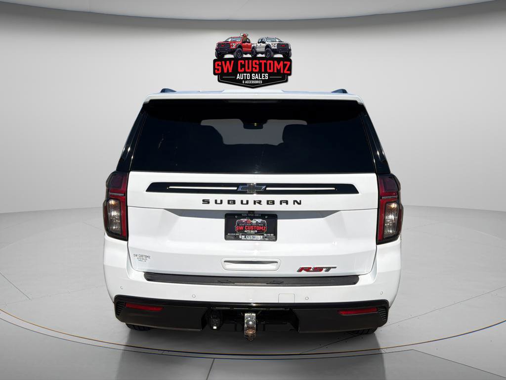 Used 2024 Chevrolet Suburban RST image 6