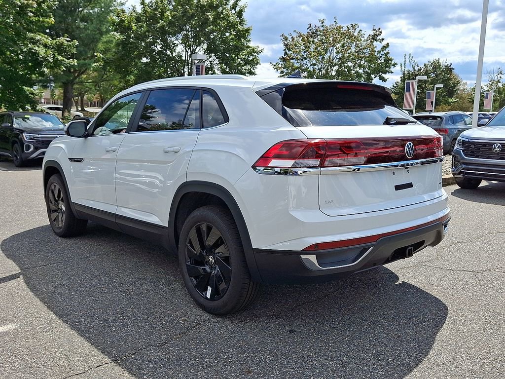 New 2026 Volkswagen Atlas Cross Sport SE image 3