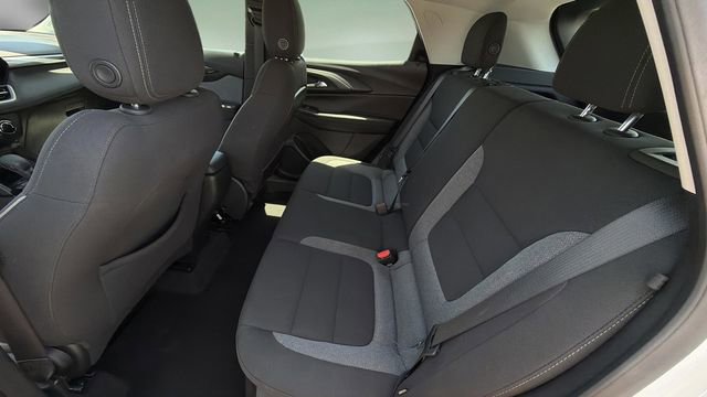 Used 2024 Chevrolet TrailBlazer LS FWD image 19