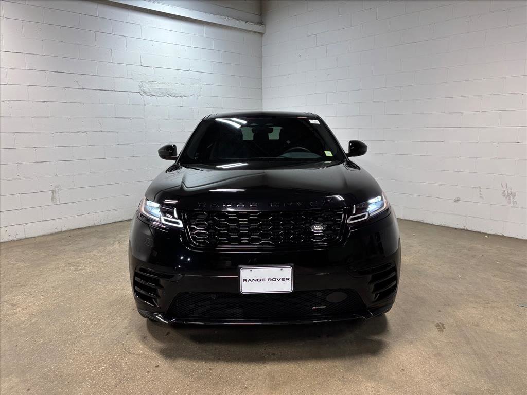 Used 2023 Land Rover Range Rover Velar R-Dynamic S image 3