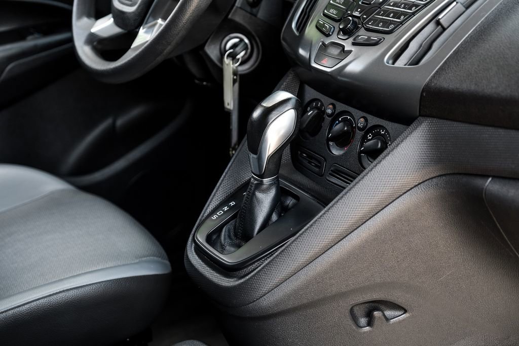 Used 2016 Ford Transit Connect XL image 18