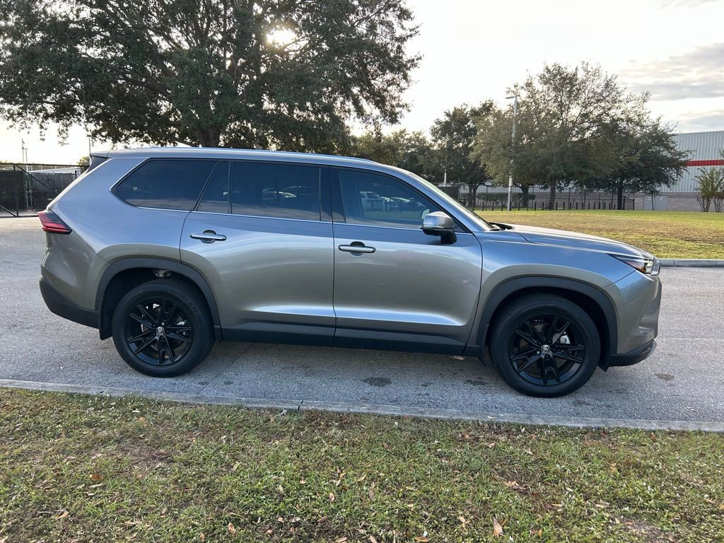 Certified 2025 Toyota Grand Highlander AWD image 6