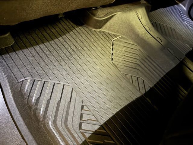 Used 2021 Chevrolet Silverado 1500 LT w/ All Star Edition Plus image 21