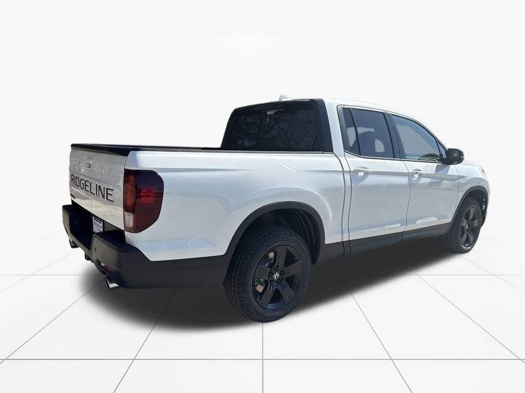 New 2026 Honda Ridgeline Black Edition image 8
