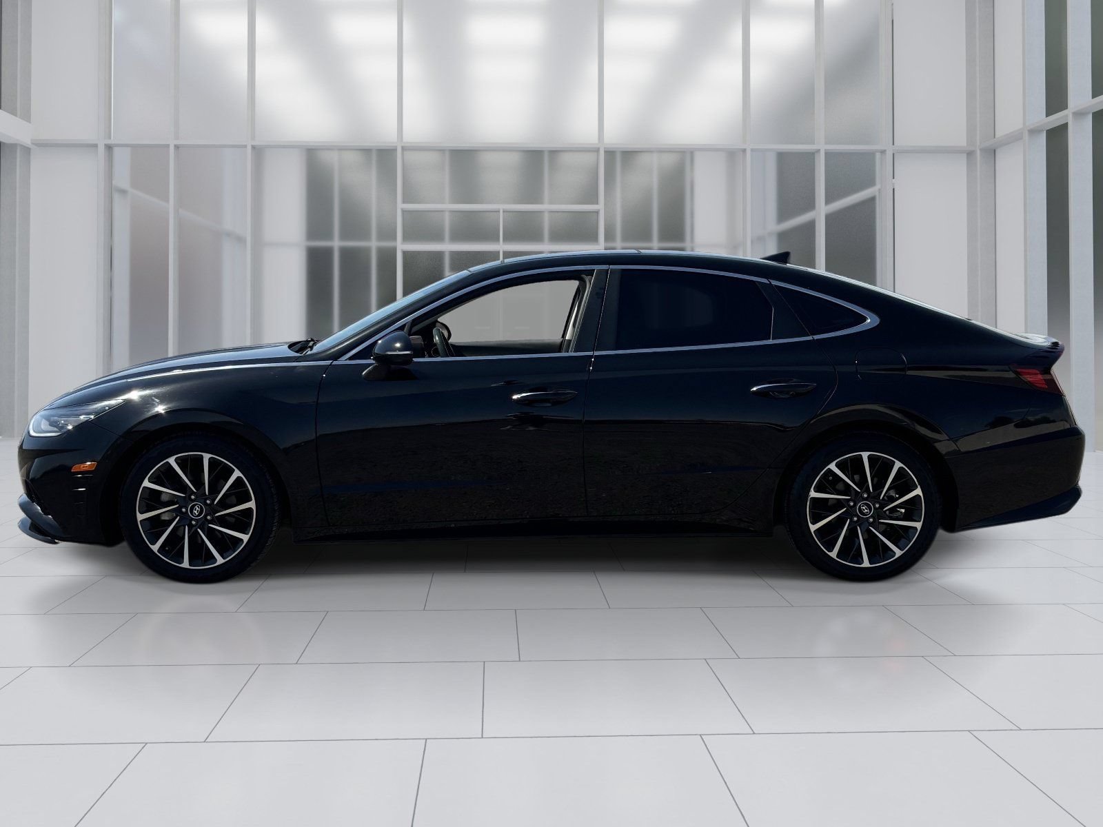 Used 2022 Hyundai Sonata Limited FWD image 2