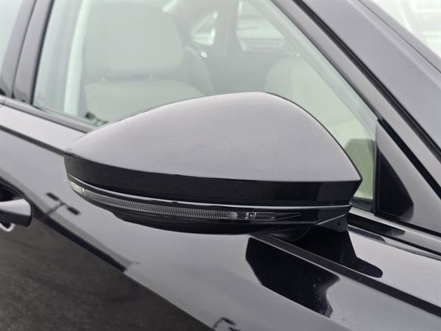 New 2025 Audi A8 L 3.0T image 32