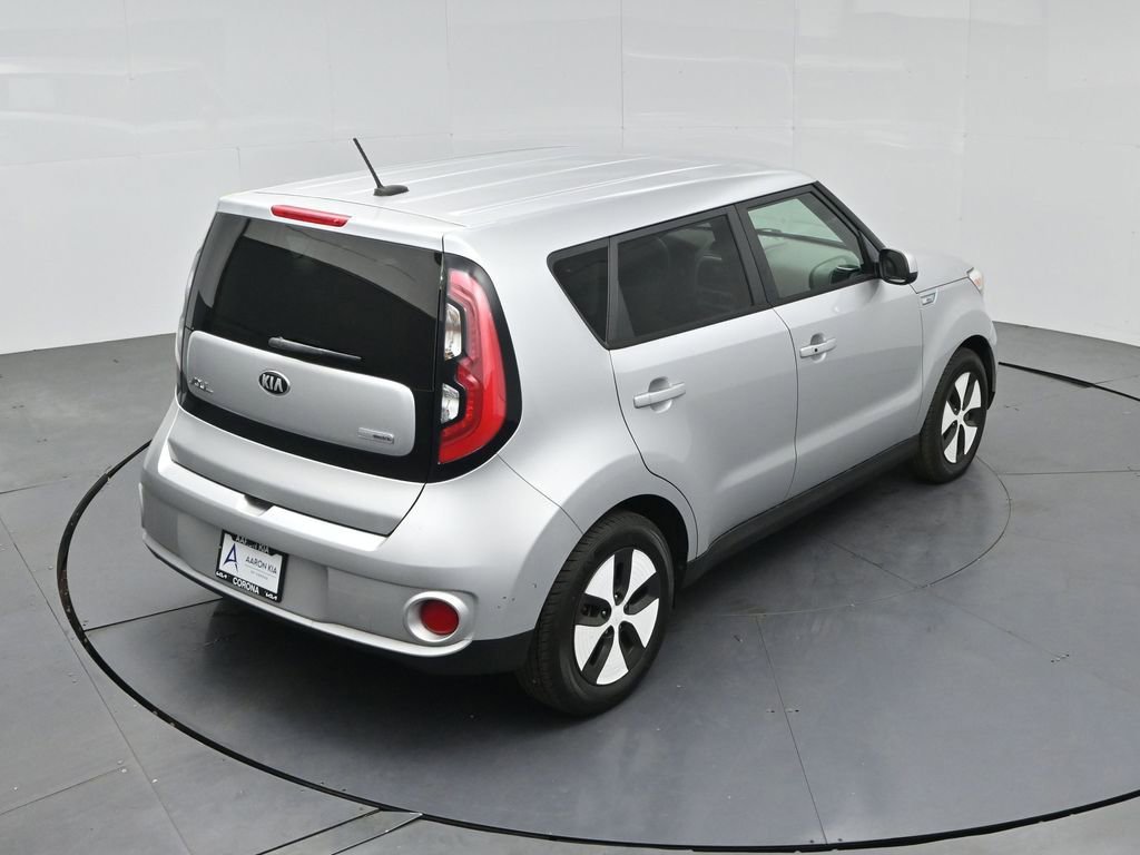 Used 2016 Kia Soul EV FWD image 39